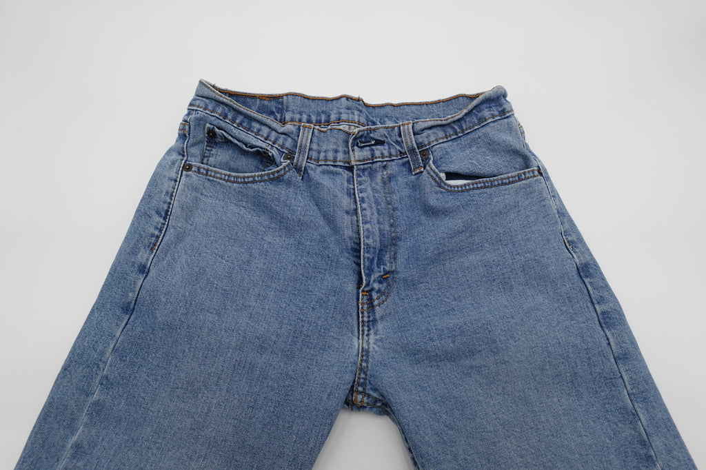 Levi's 505 Jeans W32 L30 Light Blue Denim Classic Fit - Image 2