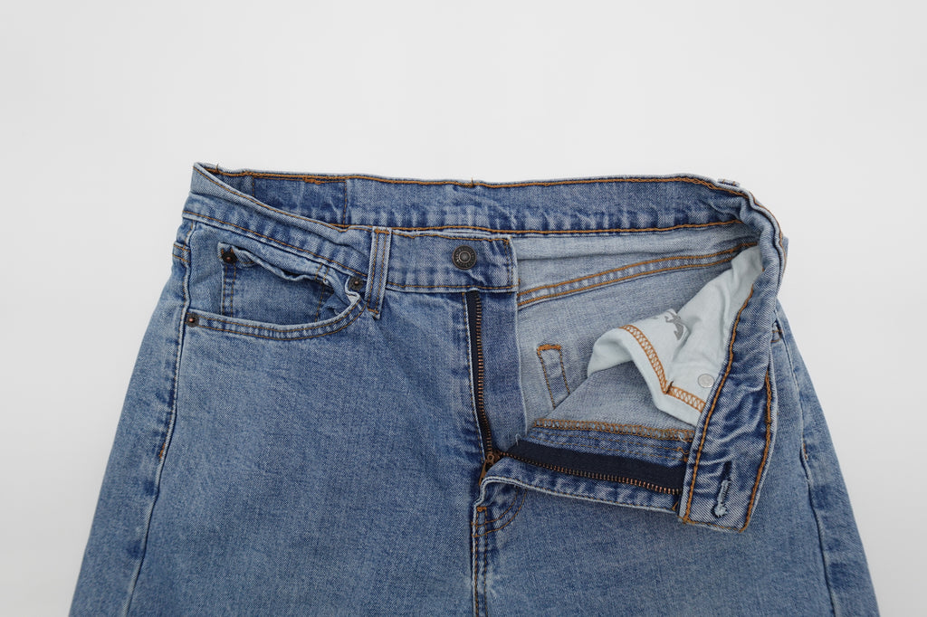 Levi's 505 Jeans W32 L30 Light Blue Denim Classic Fit - Image 8