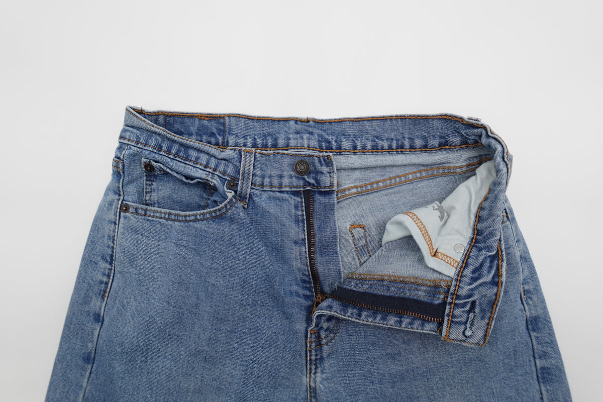 Levi's 505 Jeans W32 L30 Light Blue Denim Classic Fit - Image 8