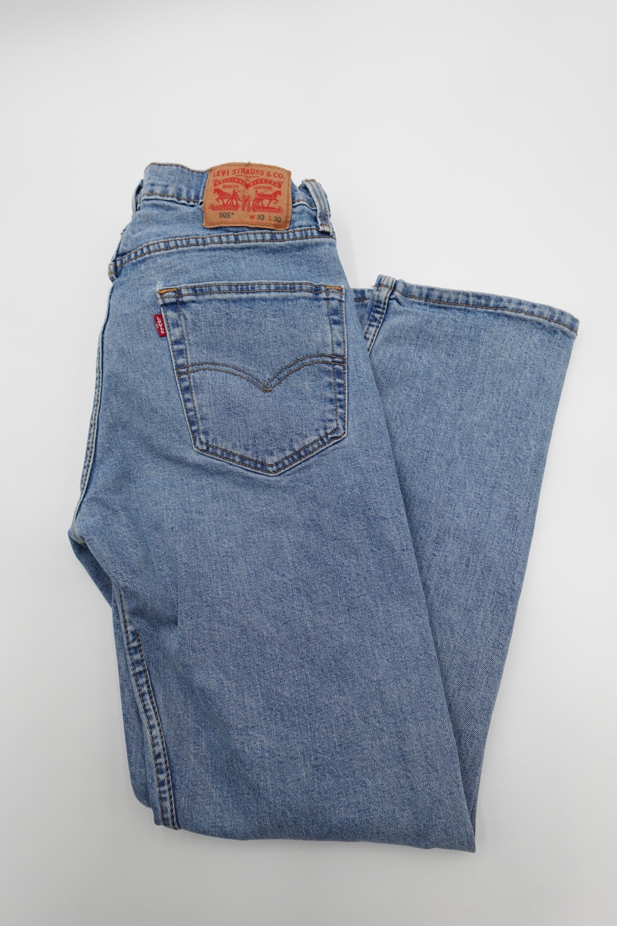 Levi's 505 Jeans W32 L30 Light Blue Denim Classic Fit - Image 6