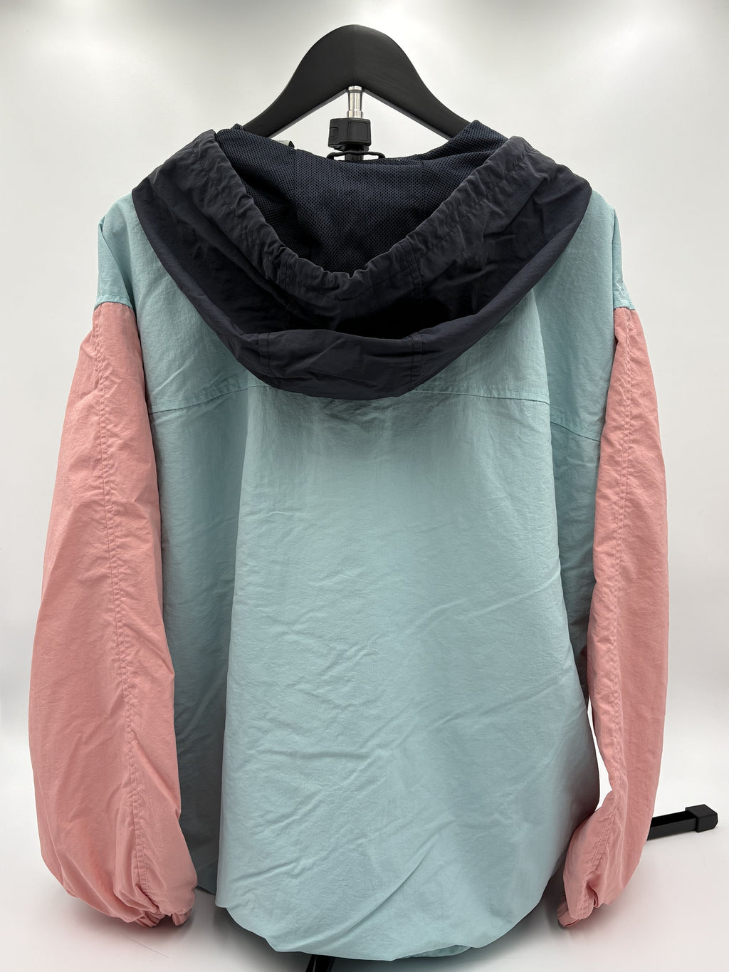 Levi's Colorblock Hooded Windbreaker Jacket Light Blue Pink Dark Blue - Image 2