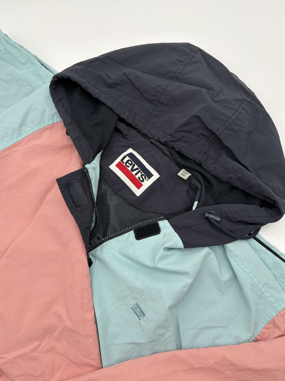 Levi's Colorblock Hooded Windbreaker Jacket Light Blue Pink Dark Blue - Image 3